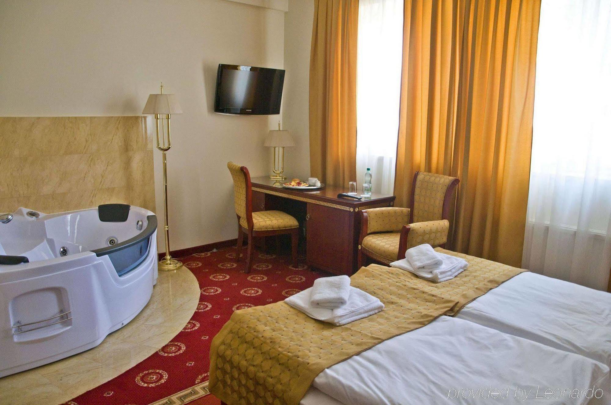 Hotel Holiday Park Warschau Zimmer foto